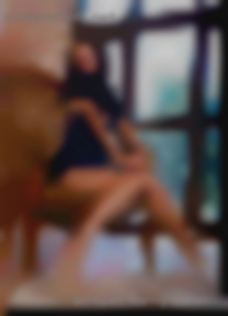 An open, honest, low-pressure horny women person.