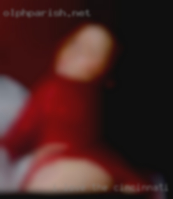 I love rimming in the Cincinnati, Ohio area and wet sex.
