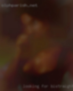Looking pussy story for bi/straight ladies.